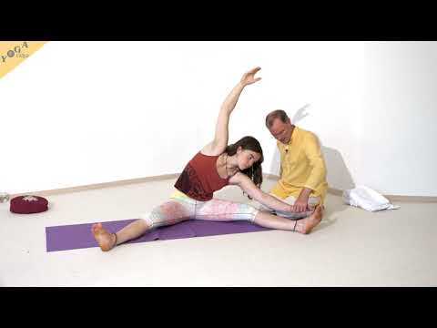 Gedrehte seitliche Winkelhaltung - Yoga Asana Lexikon