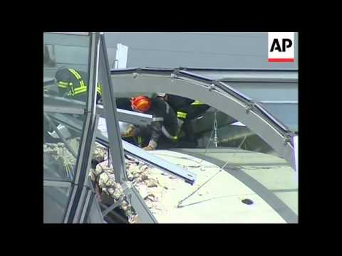 Latest on airport roof collapse, body removed