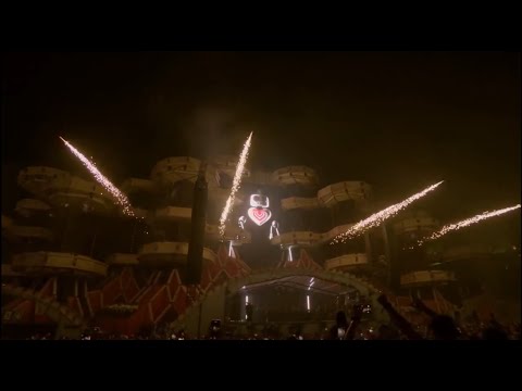 N.E.L.A. (Neural Entity for Love & Awakening) - ❤️❤️Electric Love Festival 2025 ❤️❤️