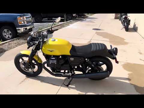2023 Moto Guzzi V7 Stone in Roselle, Illinois - Video 1