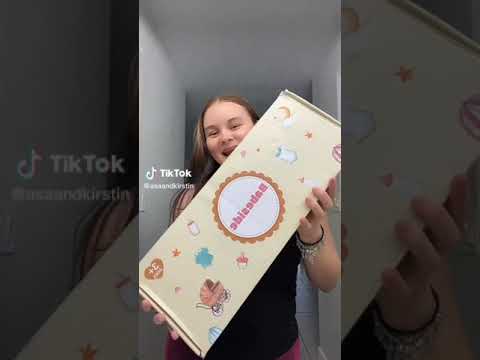 😍😍Meet The Sleeping Blue Floral Baby Skylar 💙💙 #shorts #rebornbaby #babytoys #toddlertoys #tiktok