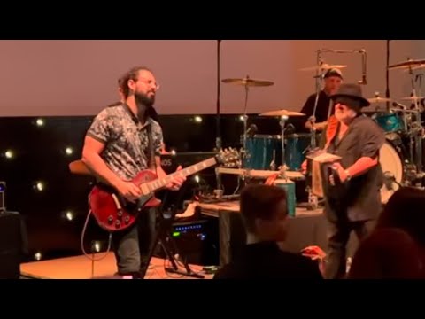 Wayne Toups hot full concert @Rock’n’Bowl de Lafayette live 11/19/2022