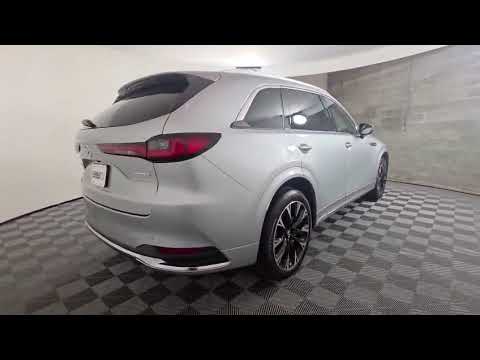 2025 Mazda CX-90 MHEV Signature AWD in Sonic Silver Metallic for sale at Murray Mazda in Chilliwack, BC