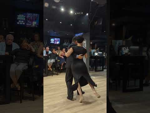 Marina Teves & Rodrigo Videla - Show en Milonga Zorro Gris - Toronto 2/4