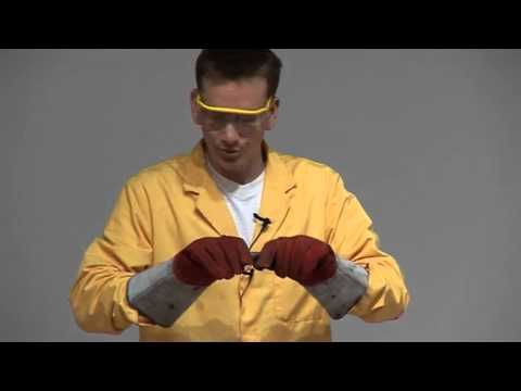 Free Range Chemistry  18 - Fine Iron Powder in Air