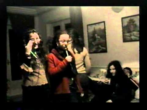 ITALIAN KARAOKE TIME OUR HOUSE IN VILLA DI BRIANO, NAPLES, ITALY VIDEO 4