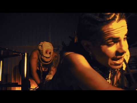 •DEMONIOS EN MI• // MANIAKO // VIDEO OFICIAL