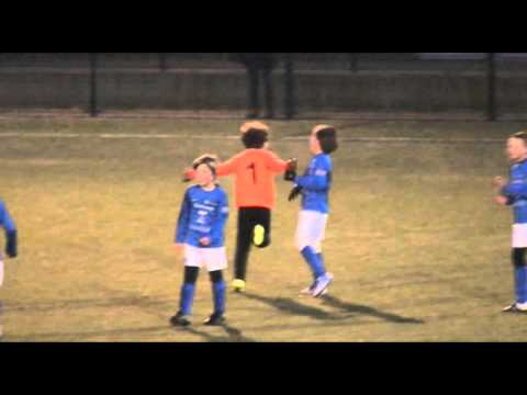 Keeper Joey's Tas Doelpunt uit een vrije trap 17 februari 2016 tegen DOSC F1