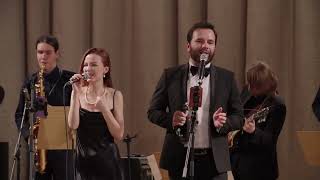 Lisa Stansfield &amp; Barry White - “All around the world” performed by Ivan Popov &amp; Lesandra Nadezhdina