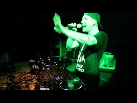 QUENTIN MOSIMANN LIVE @ REFRESH PARTY 15-03-14 (original audio)