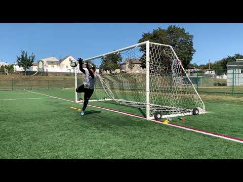 GOALKEEPER TRAINING - FOOTWORK + HIGH DIVING