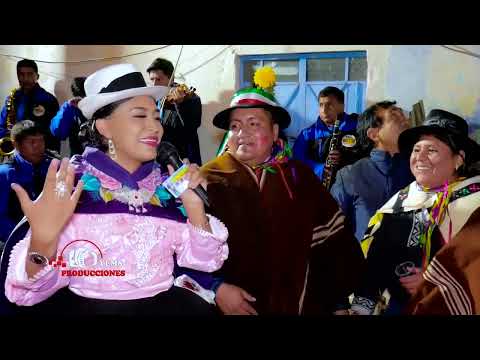 KATSHIUMY TORRES //MIX  EN VIVO // SANTA ANA DE TUSI 2023