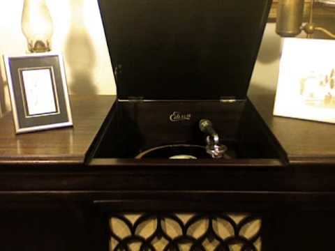 Swanee Butterfly - Fox Trot - Broadway Dance Orch.