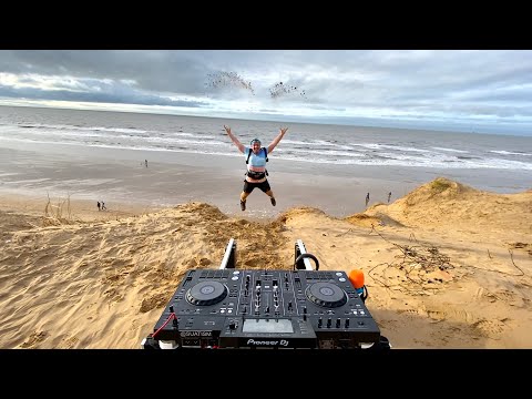 Mobile DJ gets CRAZY at SAND DUNES...
