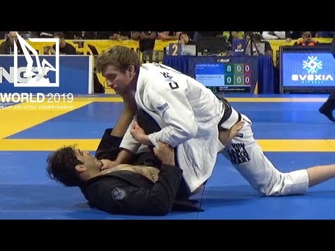 Leandro Lo VS Keenan Cornelius / World Championship 2019