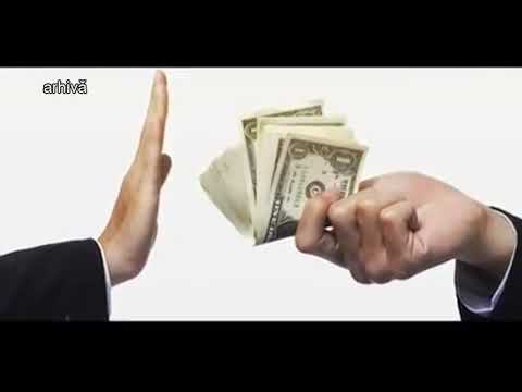 ȘTIRE ETV/ 24.10.2017 - MEDIC SURPRINS LUÂND MITĂ