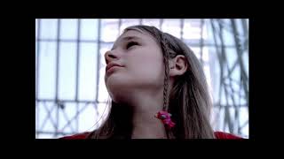 Alice Glass - Without Love