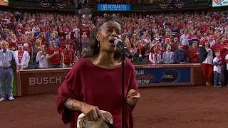 CHC@STL: Chuck Berry&#39;s daughter sings national anthem