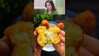 Download lagu Farah Khan's Favourite Corn Cheese Ball Recipe 😋 #shorts #snacks #farahkhan mp3 Download lagu Farah Khan's Favourite Corn Cheese Ball Recipe 😋 #shorts #snacks #farahkhan mp3