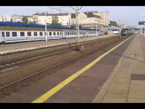 Wjazd EP07 - 1009 z TLK Żuławy z Olsztyna