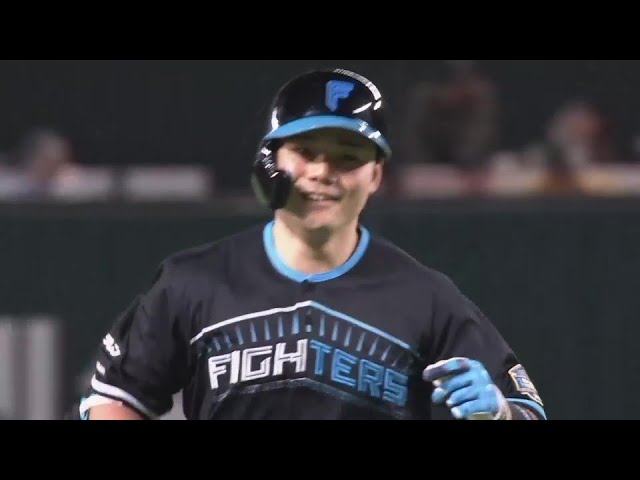 【9回表】試合を決める一撃!! ファイターズ・清宮幸太郎 ライトスタンドへの2ランホームラン!!  2024年9月4日 福岡ソフトバンクホークス 対 北海道日本ハムファイターズ