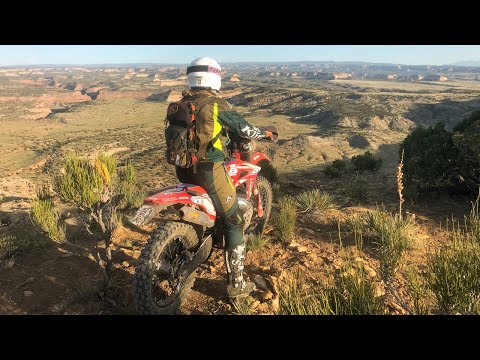 Klim Dakar Pants & Jersey - Women's Perspective [Review]