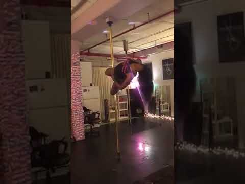 Superman drop-knee hold choreography.