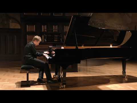 Michał Dziewior - K. Szymanowski Etude in E flat minor