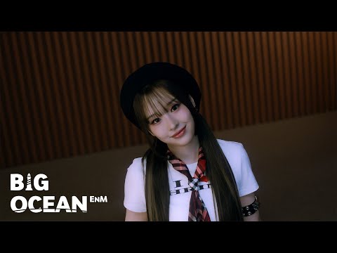 iii 'Forbidden Midnight (Real ver.)' M/V