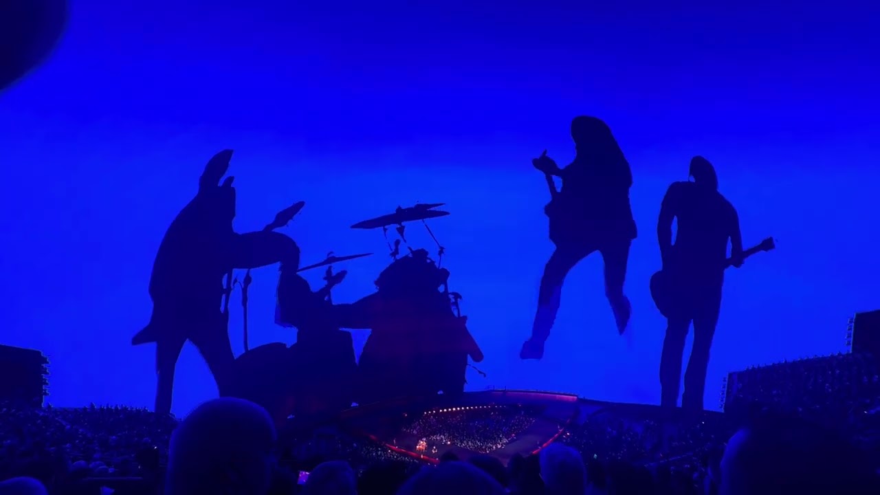 METALLICA SPHERE NIGHT 2 &ldquo;BLACKENED&rdquo; - YouTube