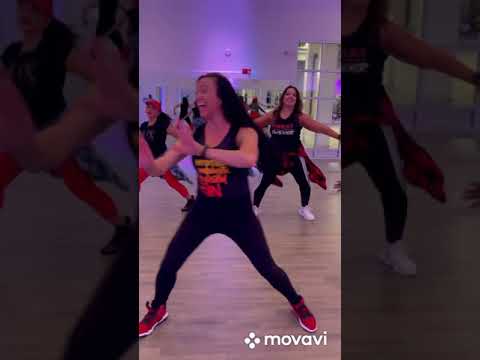 Tiembla by Aaron Luix and Lirico En La Casa/ Choreo Drop!