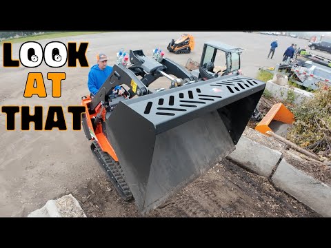 Exclusive LOOK at 2 new Italian Mini loaders