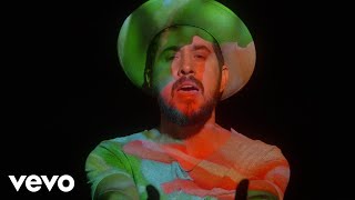 Na Mão As Flores Music Video