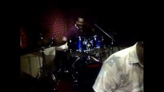 Download lagu Gong 2000 - Kepala Dua mp3