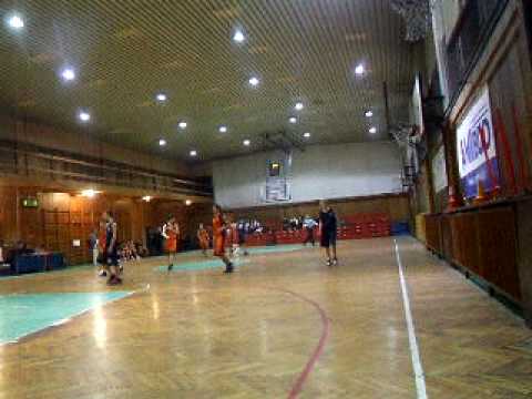 ŚKM U-18 MOSM Bytom -MKKS Dabrowa G.