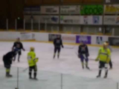 Kraft Hockey vs Los Bombers