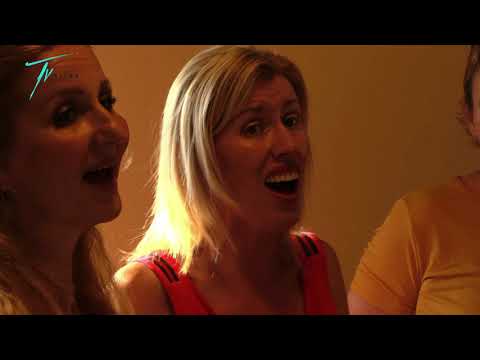 Lađarice i Kolapjani nastupaju na Festivalu dalmatinskih klapa Omiš