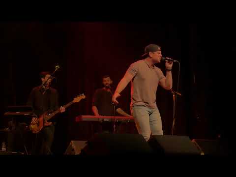 Ryan Langdon - She Knows It (Live Performance)