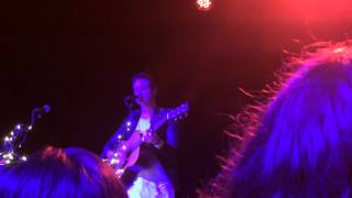 Parachute - Disappear (live)