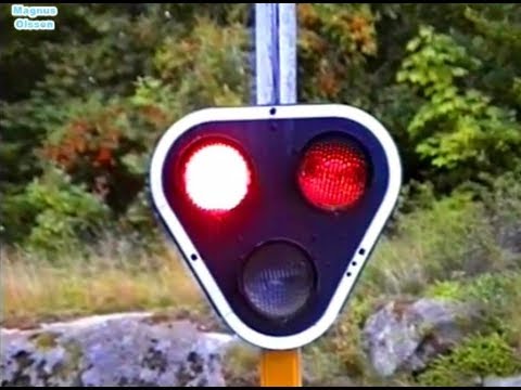 Part 1 DJUPAFORS V Railway Crossing in Sweden (Kallinge - Ronneby) (1998)