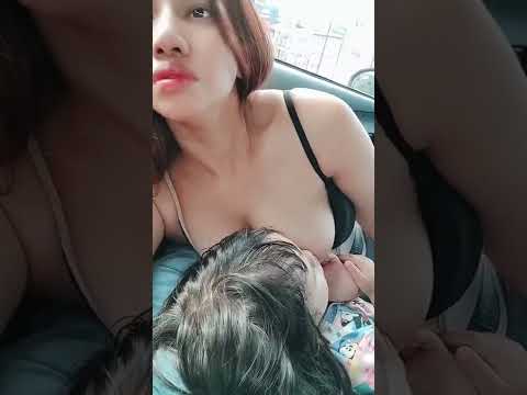 Breastfeeding vlog beautiful mom