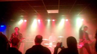 The Dirty Nil - &quot;Friends In The Sky&quot; at the Talking Heads, Southampton (Apr 2017)