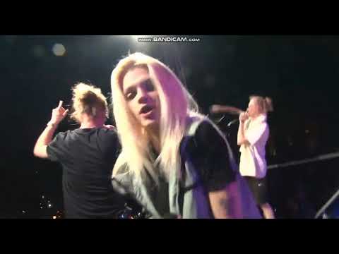 Young Igi ft. Margaret "Układanki" (Live Warszawa)