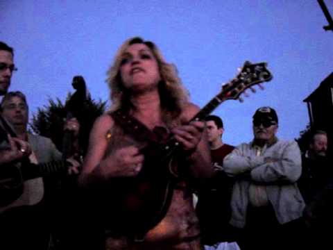 Rhonda Vincent Lonesome Wind Blues MOV06832