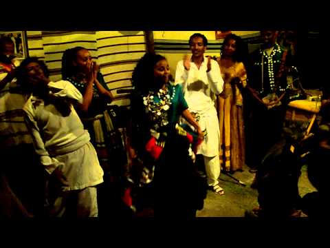 Melaku Belay and Ethiocolor band @ Fendika, Gondar music and dance