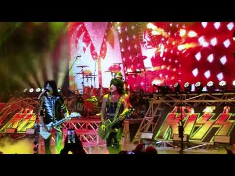 KISS Kruise VII "I Love It Loud" Show One 11/7/2017