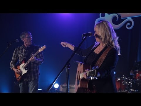Jolie Holliday performs Cowboys Are Crazy on the Chevy Music Showcase