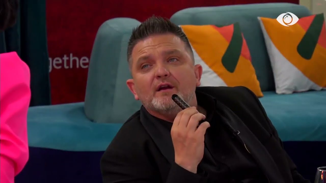 Pas Rikes, radhën e ka Dea/ Roza i kthehet Julit: O derr! Unë jam rritur me dashuri dhe...