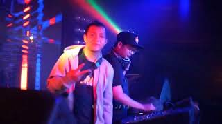 Download lagu AN ANGEL LOVE ( FOR THE LOVE ) - MICK GABAO - [AW] MIX mp3