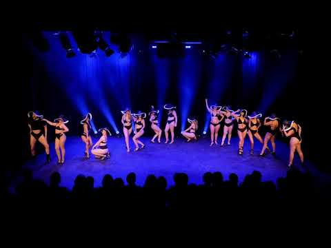 Sultry Sirens students perform Chlorine - The Bombshell Burlesque Academy